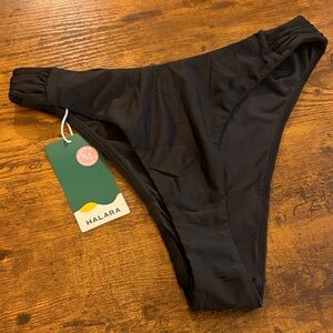 HALARA NWT High Waist & Thigh Ruched Side Black Swim Bottom Large